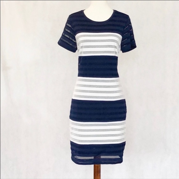 Saks Fifth Avenue Black Label Dresses & Skirts - Saks fifth avenue stripe dress